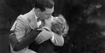 Bring Back These 8 Old Fashioned Dating Habits